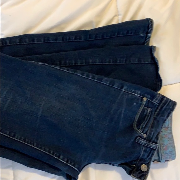 jeans - Picture 2 of 3